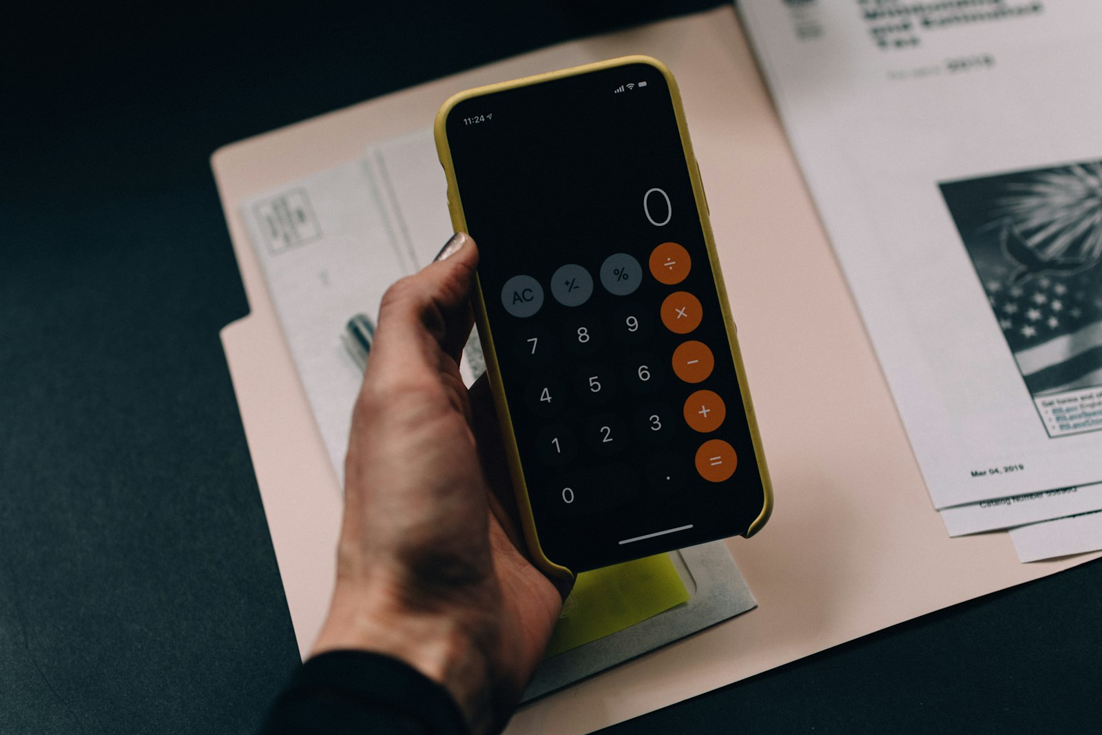 Controle de gastos semanais: método simples para prever o mês